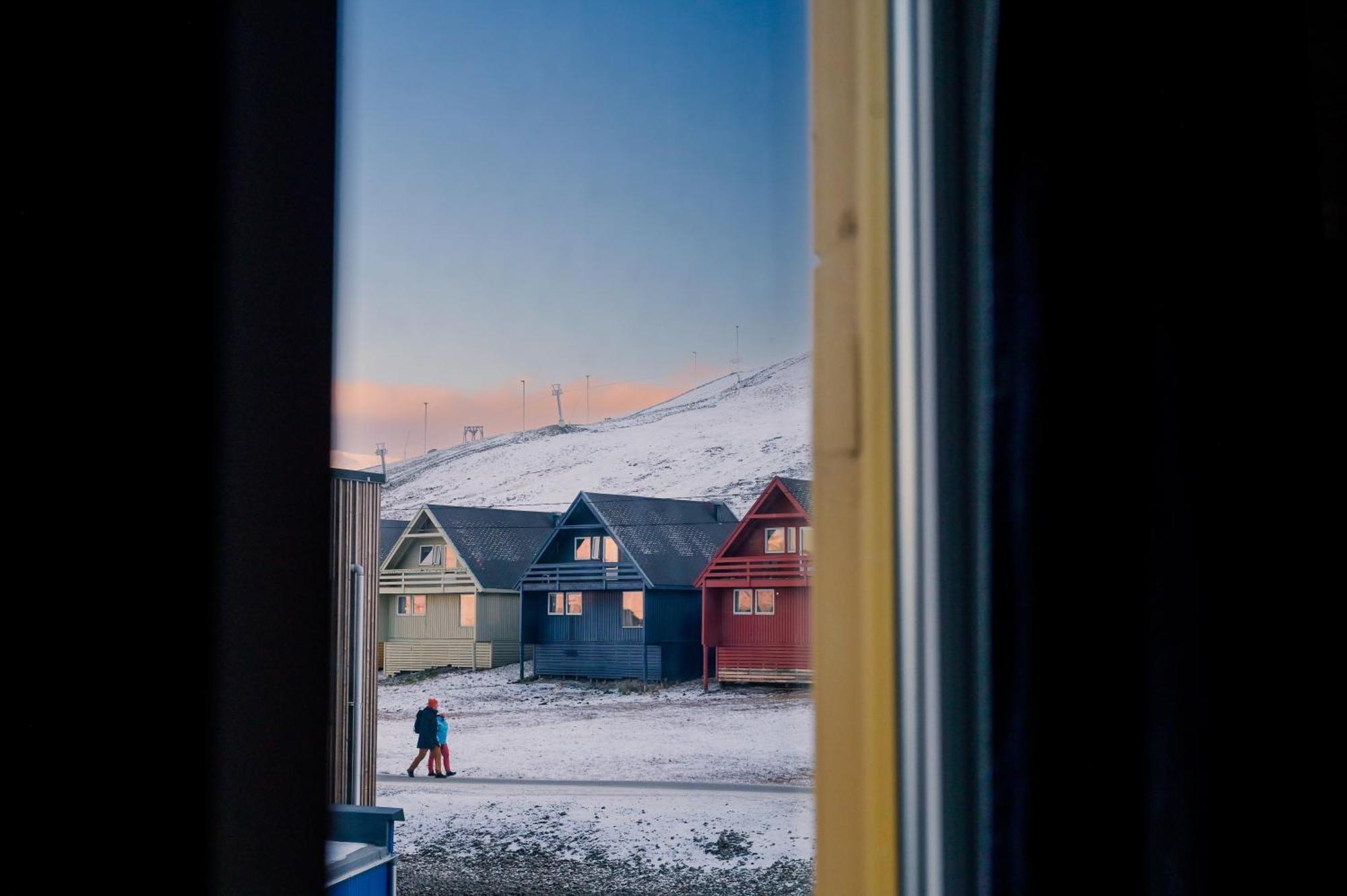 Svalbard Hotell | Lodge Longyearbyen Zewnętrze zdjęcie