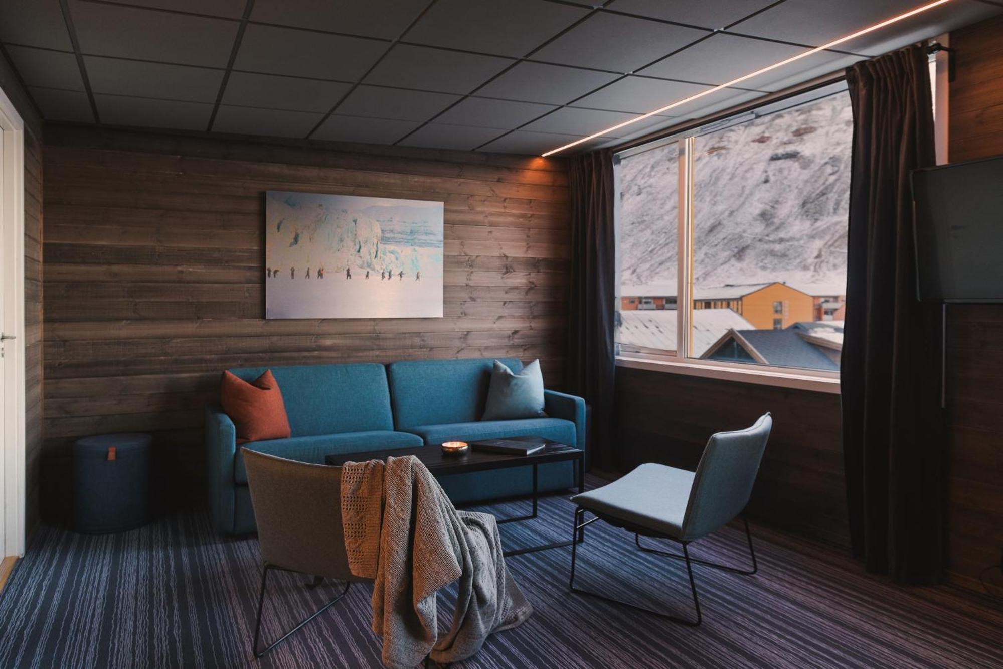 Svalbard Hotell | Lodge Longyearbyen Zewnętrze zdjęcie